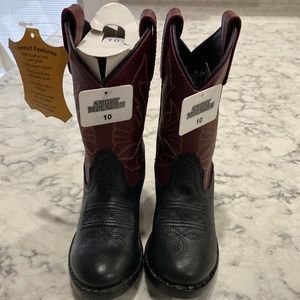 Smoky Mountain cowboy-style boots